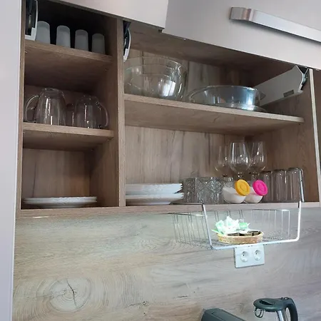 Happiness Apartment